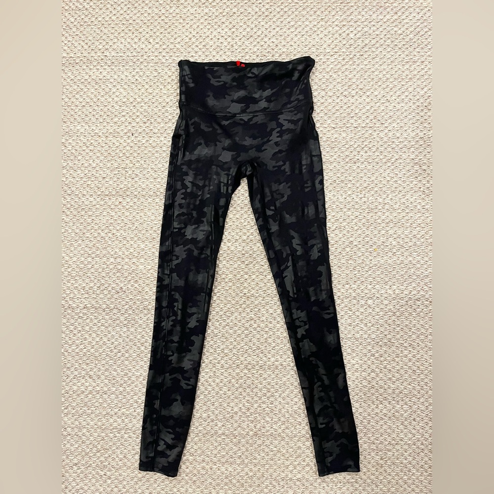 Spanx Black Camo leggings
